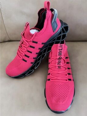Men’s Running Shoes Size US 9.5-10, EU 43, Red
